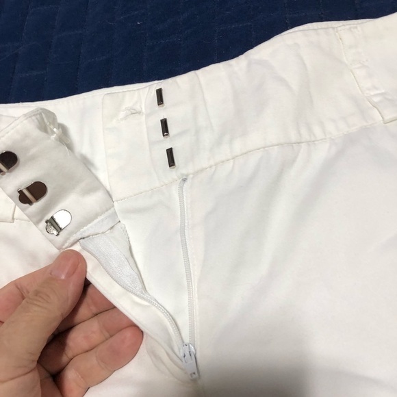 AGB white Cropped Pants size 10- 97% cotton 3% spandex- real cute summer pants - Picture 4 of 9